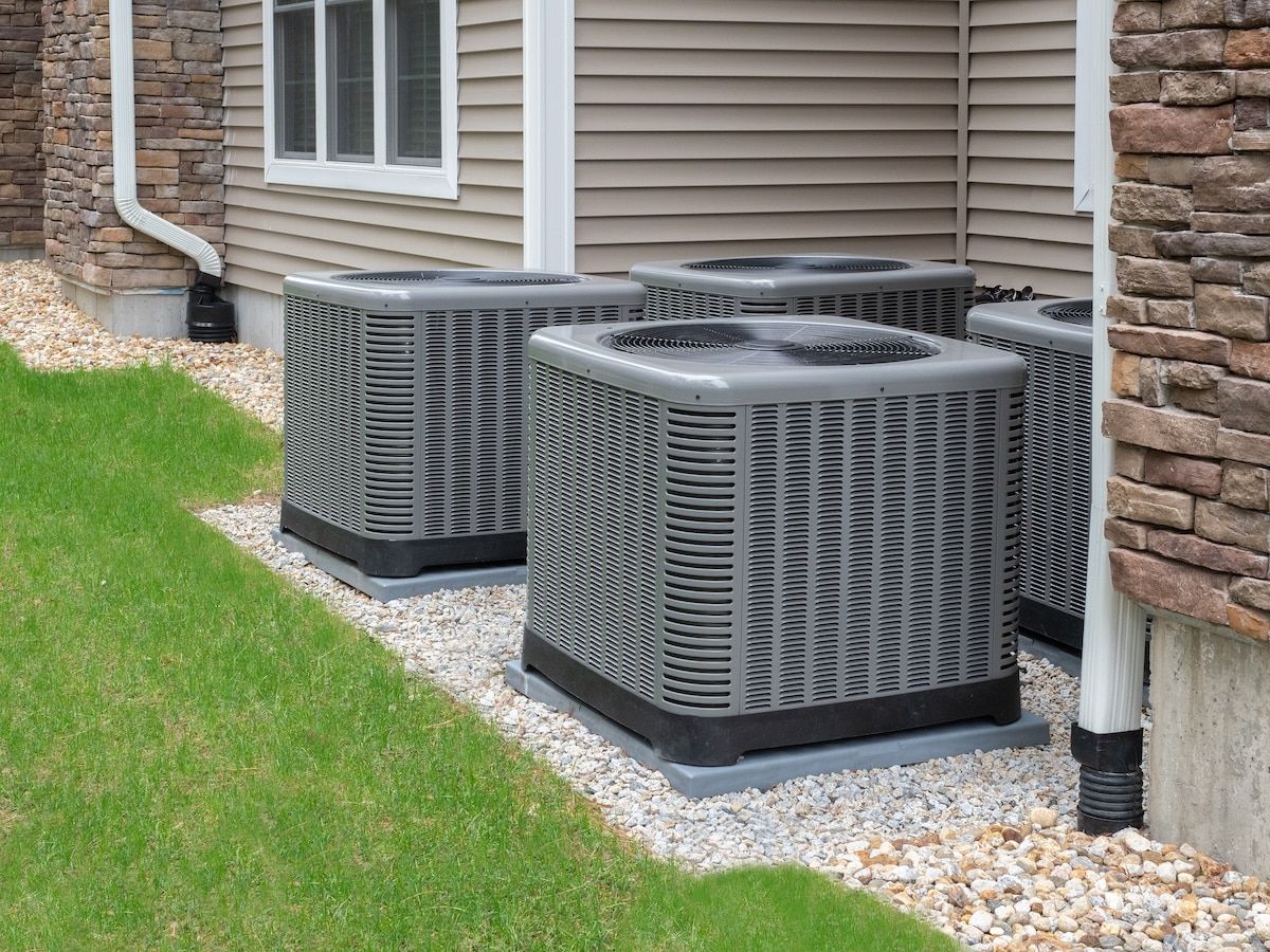 Outdoor air conditioning and heat pump units Outdoor air conditioning and heat pump units