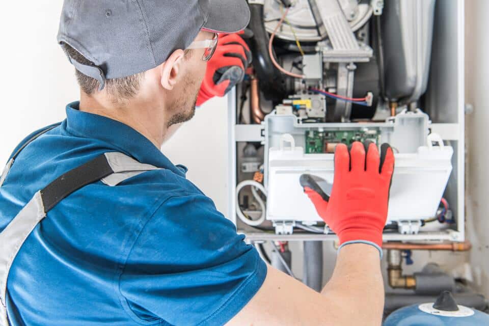 gas furnace replacement cost-tech replacing gas furnace
